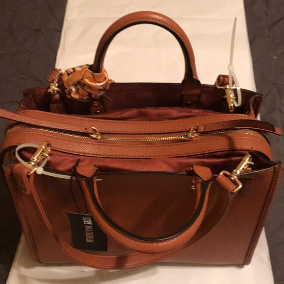 Steve Madden Satchel with scarf 🧣 detail - Picture 4 of 5